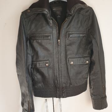 KOŽNA JAKNA MANGO vel. M