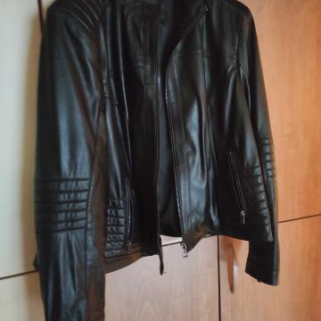 Ženska kožna jakna