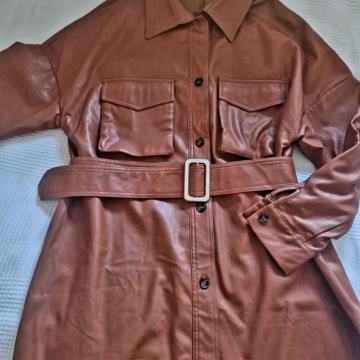 Novi kožni kaputić