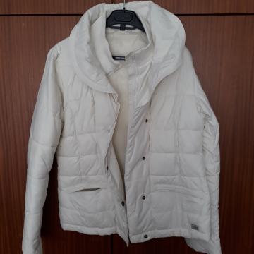 Kraća štepana jaknica