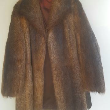 Kratka bunda od prave nutrije- veličina L- duljina 85 cm