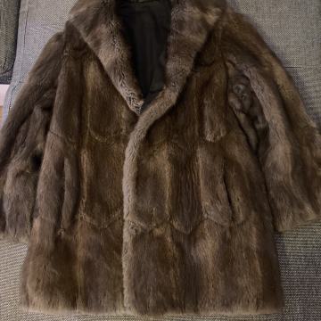 KRATKA KRZNENA BUNDA- VINTAGE, Kao Nova! Povoljno!