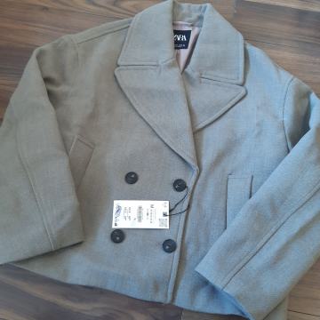 Kratki kaput 38 zara novo