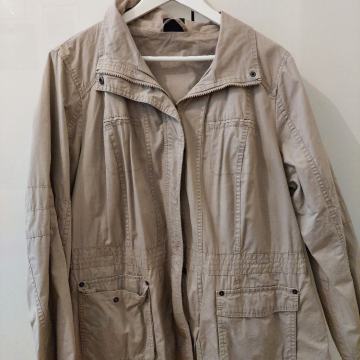 Lagana pamučna jakna