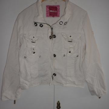 LAGANA ŽENSKA JAKNA 38 - 40 M