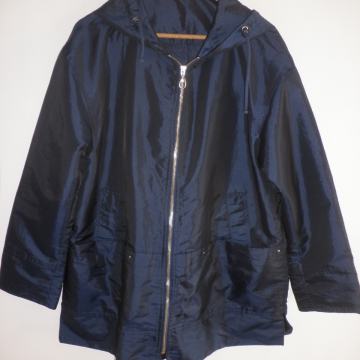 LAGANA ŽENSKA JAKNA 44 L