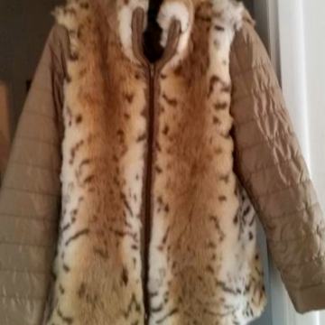 BUNDICA ODLIČNA!  NOVA NENOŠENA..TOPLA..FINA..LAGANA.