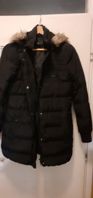 Mango vel.L kvalitetna ugodna i topla jakna