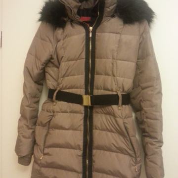 Mango vel L/40 kvalitetna ugodna i topla jakna