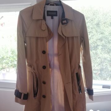 Mantil MANGO novo, vel.36