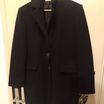 Max Dine kaput br.40/M kvalitetan i bez greške