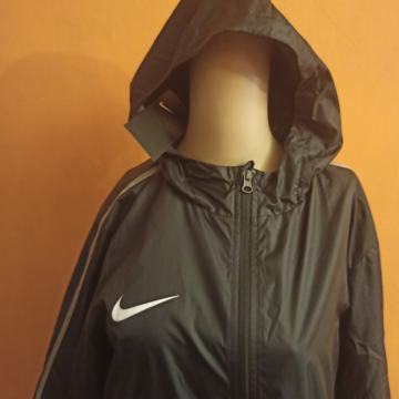 N I K E ( suskavac sa kapuljacom - crne boje )