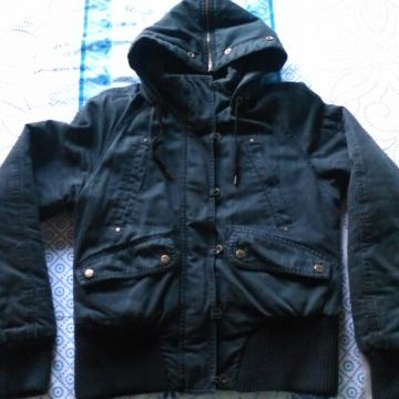 Zimske jakne: NIKE (vel. M), PUMA (vel. S), O'NEILL (vel. XS)