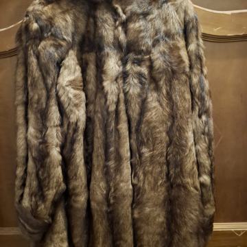 Očuvane malo nošene ženske bunde