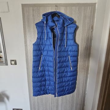 s.Oliver prsluk 42/XL NOVI