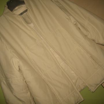 BEŽ  JAKNA VEL. 40/42