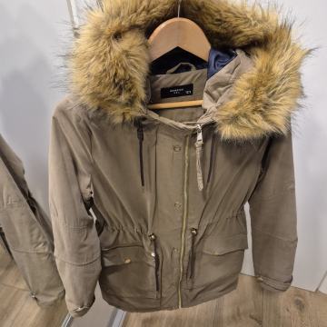 Parka za prijelazno razdoblje, vel 36