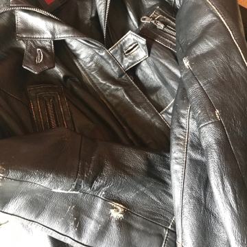 Prava koža, jakna , 42, izgled “pohabanosti “