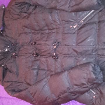 Predivna bunda perjanica br.40/42---KAO NOVA