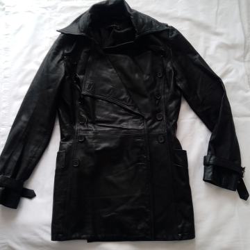 Prelijepa "Zara" crna ženska jakna od prave kože, M ( br.38)