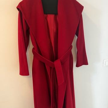 Prodajem Max Marin kaput