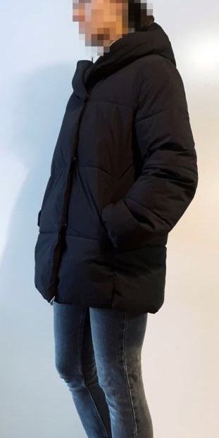 PRODAJEM ZIMSKU JAKNU