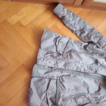 Jakna lagana veličina 40-42
