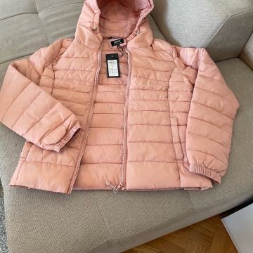 Proljetno-zimska jakna srednje debljine M veličina