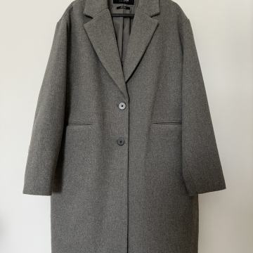 Pull & Bear kaput vl.M /TOTALNA ČISTKA