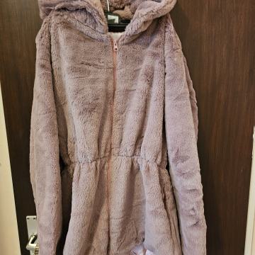 Roza jakna od umjetnog krzna (Gate Shop)