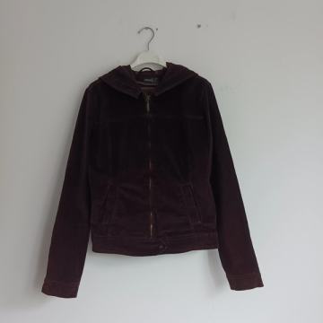 Samt jakna s kapuljačom rasprodaja