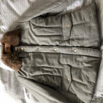 TOPLA SIVA JAKNA MASSIMO DUTTI