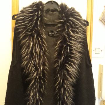 sivi prsluk dugi 42/44