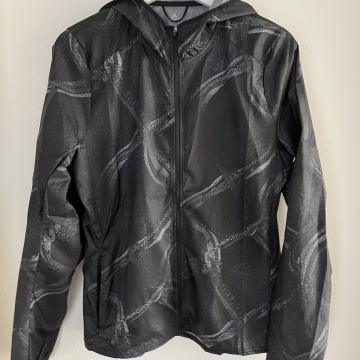 Adidas jakna/šuškavac vl.S /TOTALNA ČISTKA