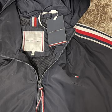 Tommy Hillfiger Zenska Vjetrovka Suskavaca Jakna xx