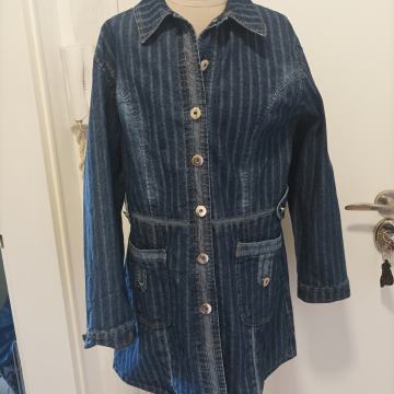 NOVA TRAPER JAKNA 42/44