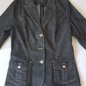 Traper tamnoplava jakna