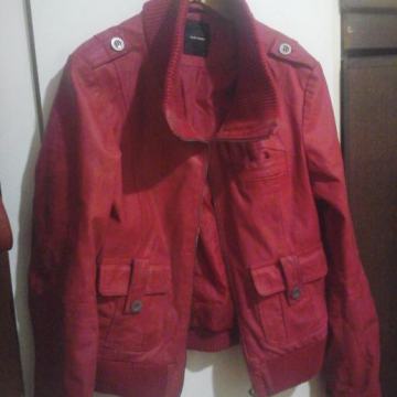 Vero moda vel.L/40-42 kvalitetna ugodna kožna jakna