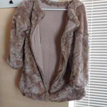 Zara bež bundica vel. L