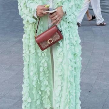 Zara novi s etiketom  kardigan s 3d cvjetovima vel.M i L