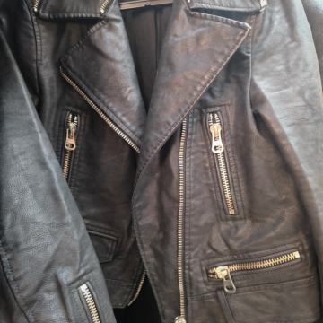 Zara jaknica + poklon