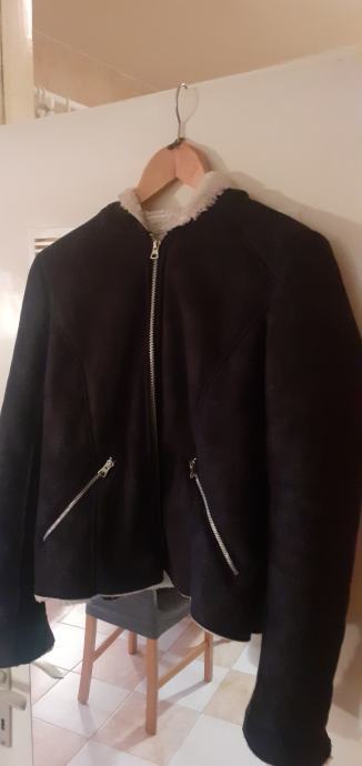 Zara vel.S  ugodna postavljena jakna kao nova