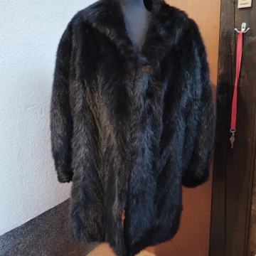 Ženska bunda nutrija nova