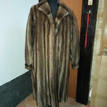 Ženska bunda od bizama nova