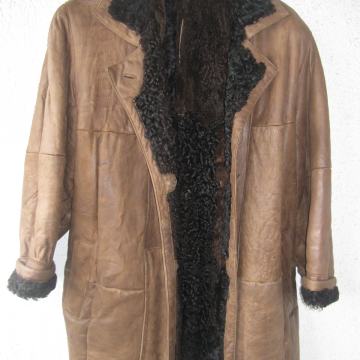 Ženska bunda od janjeće kože