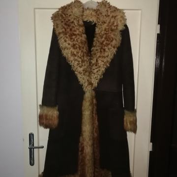 Ženska bunda sa krznom