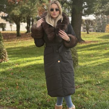 Zenska crna jakna sa krznom