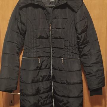 Ženska jakna sa kapuljačom