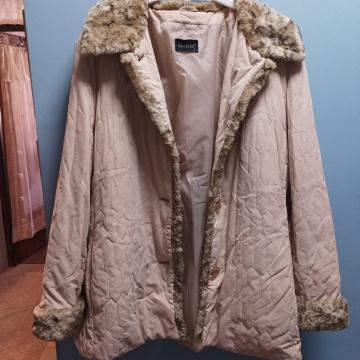 Ženska jakna sa krznom