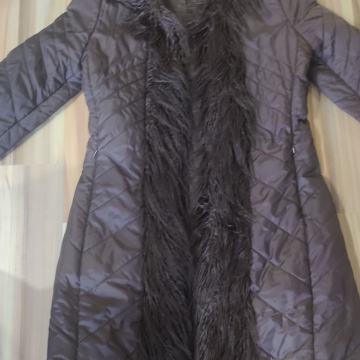 ženska jakna MANGO 10€